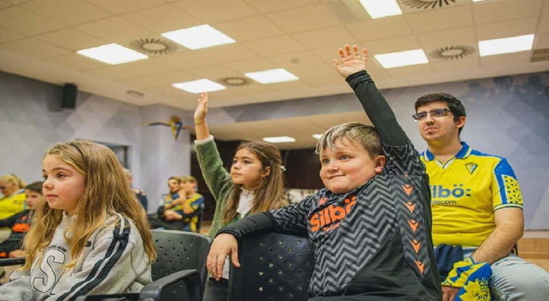 Interactive Tour Nuevo Mirandilla Stadium, Cádiz CF - The Practicalities: Price, Group Size, and Accessibility