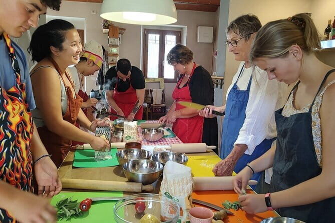 Intimate and authentic Pasta Lesson & Chianti wine. Free parking - A Deep Dive into the Experience