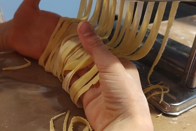 Intimate and authentic Pasta Lesson & Chianti wine. Free parking - FAQs