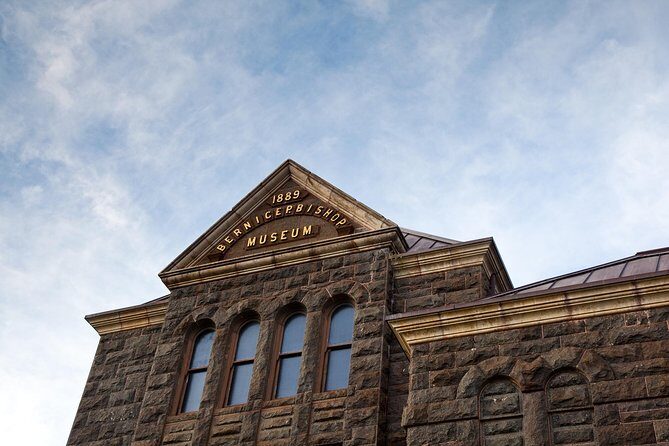 Intimate WWII: Honor our Heroes and Historic Honolulu Tour With Lunch - Final Thoughts