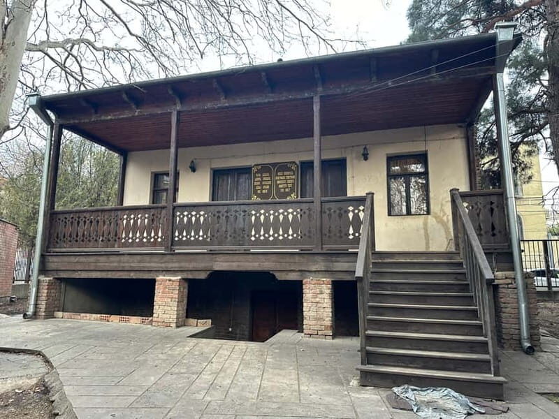 Into the footsteps of Joseph Stalin - Individual tour - A Close Look at What This Tour Offers