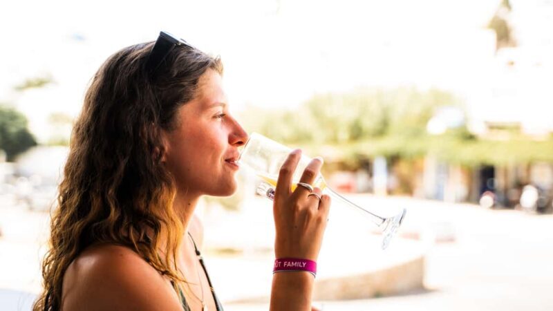 Ios: Bottomless Brunch at Nio Fusion with Mimosas - Key Points