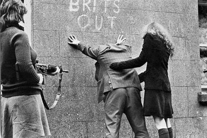 IRA Troubles Conflict Private Tour Museum Graves Murals and Political Analysis - FAQs