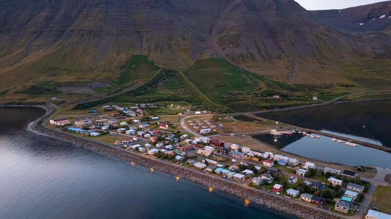 Ísafjörður: Flateyri Village tour: Local Culture & History - Exploring the Flateyri Village Tour in Depth