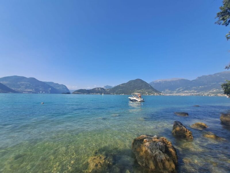 Iseo Lake: rental of paddle boards - Practical Details and Considerations