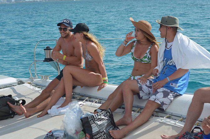 Isla Mujeres Basic Trip with Snorkel and Open Bar - Who Should Consider This Tour?