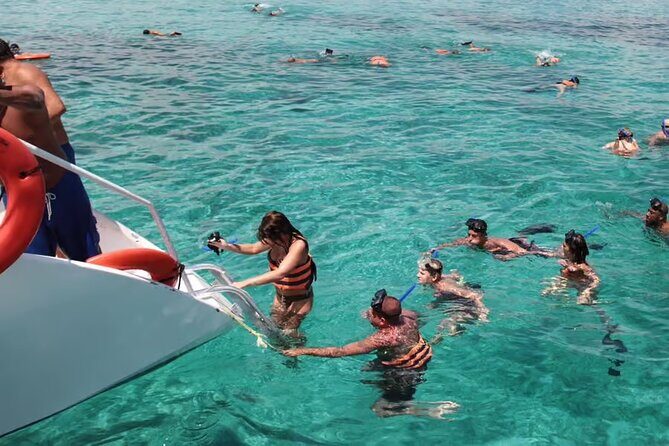 Isla Mujeres Catamaran Beach Tour - How Good Is the Value?