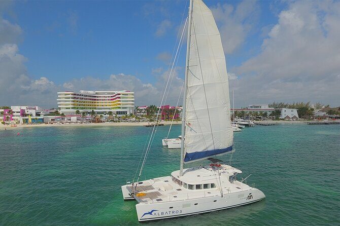 Isla Mujeres Catamaran Platinum Tour with Open Bar - Who Should Consider This Tour?