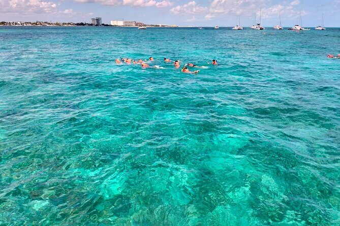 Isla Mujeres Catamaran Platinum Tour with Open Bar - FAQ