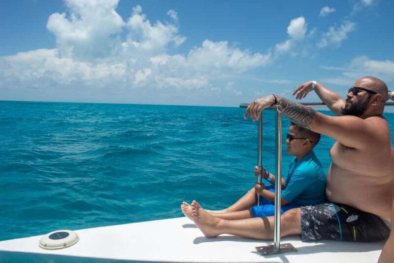 Isla Mujeres Catamaran, Snorkel & Buffet Lunch - Key Points