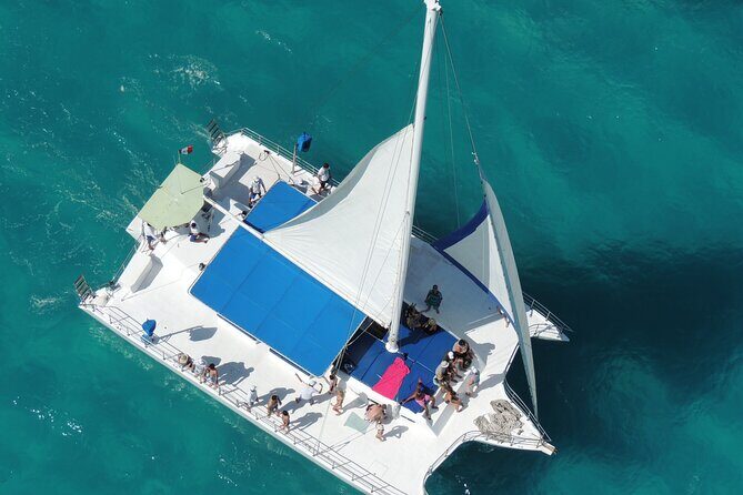 Isla Mujeres Catamaran Snorkeling, Beach Club Lunch and Open bar - Who Is This Tour Best For?