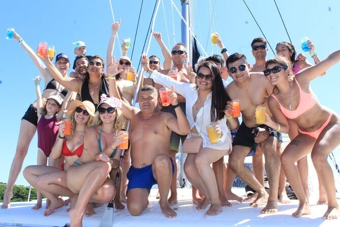 Isla Mujeres Catamaran Tour from Cancun with Snorkel and Open Bar - The Experience: What This Tour Offers