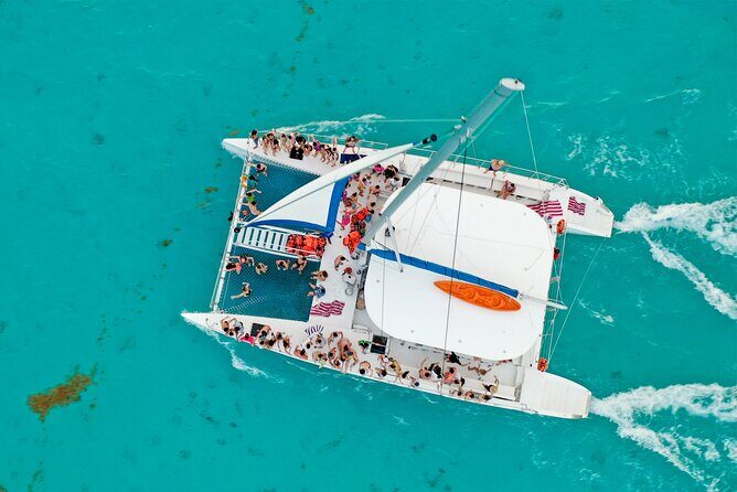 Isla Mujeres Catamaran Tour from Cancun with snorkel and Open Bar - Key Points