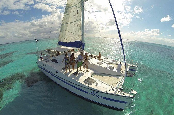 Isla Mujeres, Catamaran tour in one day for one price - FAQ