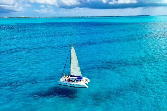 Isla Mujeres: Catamaran Tour with Snorkeling Food, Drinks, Beach - Who Should Consider This Tour?