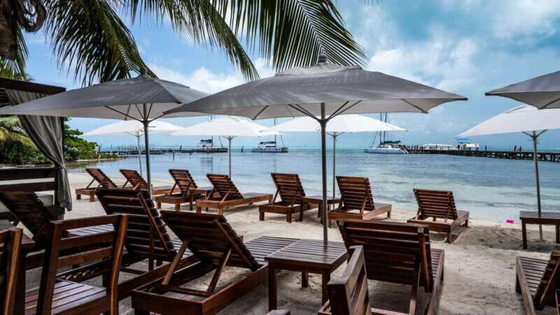 Isla Mujeres: Catamaran with Open Bar, Snorkeling and Lunch - Price and Value