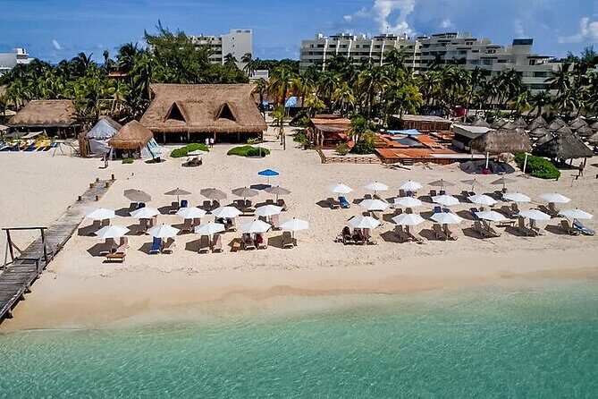 Isla Mujeres luxury catamaran with premium open bar and lunch - FAQs