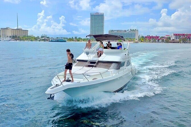 Isla Mujeres snorkeling tour on Exclusive 46ft Yacht in Cancun - An In-Depth Look at the Cancun Yacht Experience