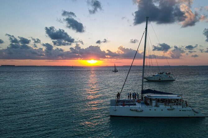 Isla Mujeres Sunset Cruise and Tour from Cancun - FAQs