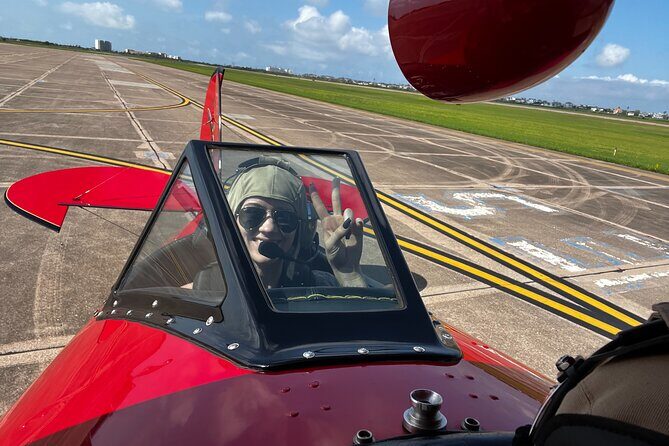 Island and Bolivar Tour, Open Cockpit Biplane Ride - Key Points