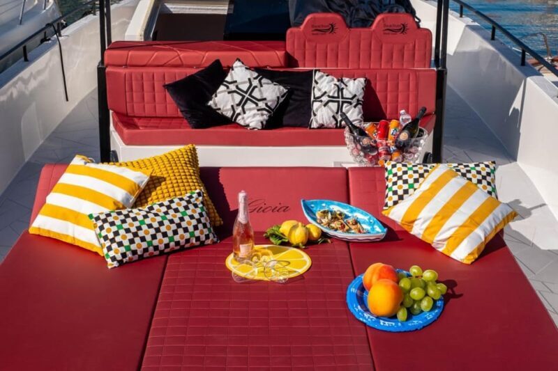 Island of Capri | Private boat tour - The Independent Exploration and Return