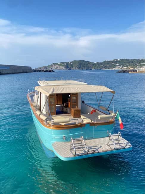 Island of Ischia: private or shared full day boat tour - FAQs