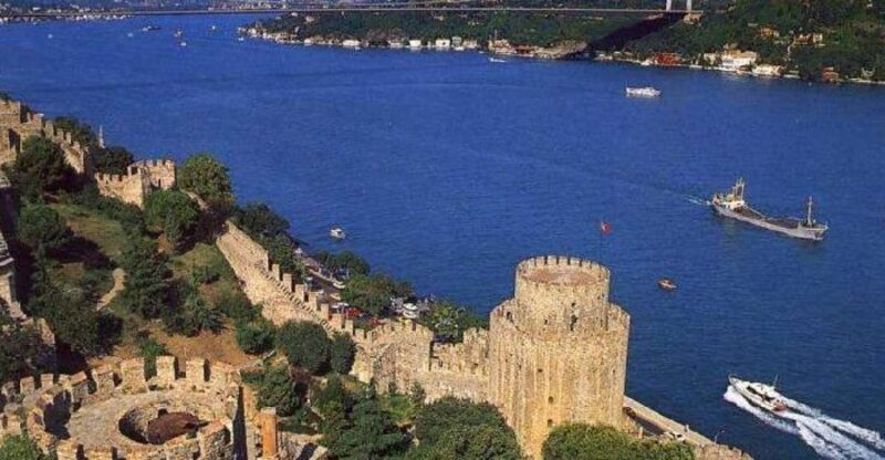 Istanbul: Afternoon Bosphorus Cruise and Spice Bazaar Tour - Key Points