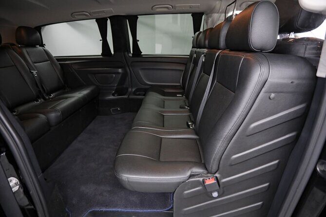 Istanbul Airport Transfer by Private Minivan + Meet & Greet Service at Airport - No Hidden Costs