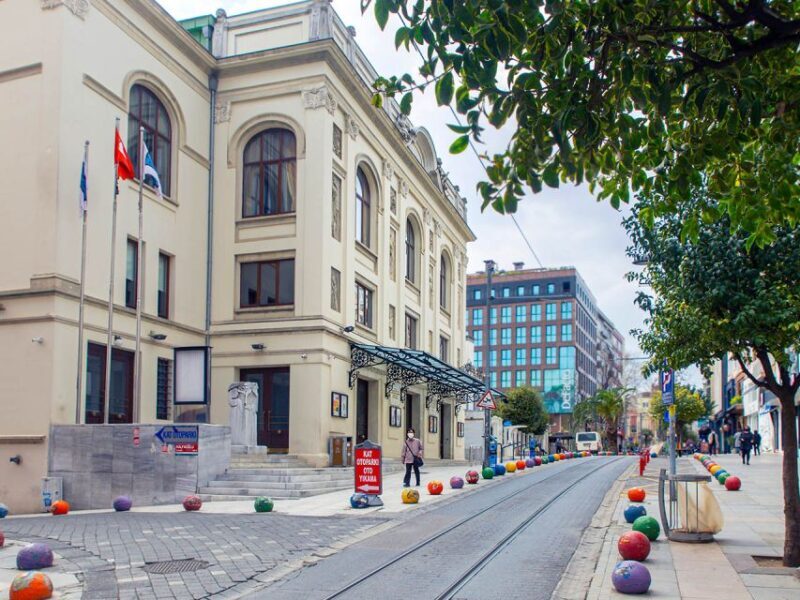 Istanbul: Asian Side Uskudar & Kadiköy Tour with Lunch - The Bosphorus Cruise: A Scenic Finish