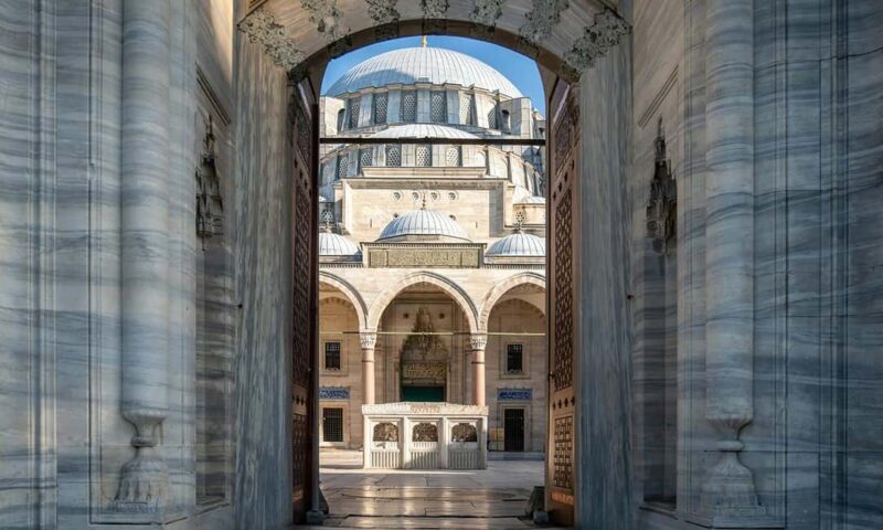 Istanbul: Blue Mosque Guided Tour & Süleymaniye Audio Guide - What to Expect from the Tour