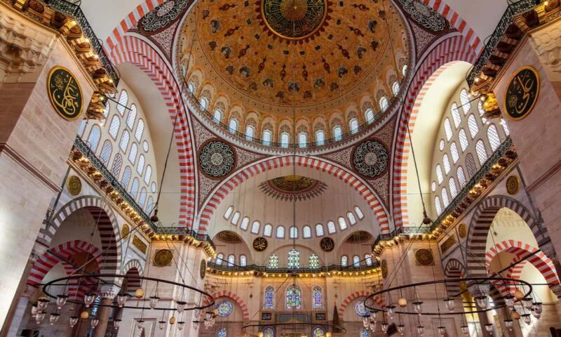 Istanbul: Blue Mosque Guided Tour & Süleymaniye Audio Guide - The Experience Itself