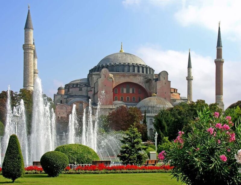 Istanbul: Blue Mosque, Hagia Sofia & Topkapi Palace Day Tour - Practical Details and Considerations