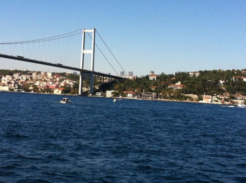 Istanbul: Bosphorus Boat Tour and Two Continents with Lunch - Exploring Istanbul: A Detailed Look at the Bosphorus Boat Tour and Two Continents Experience