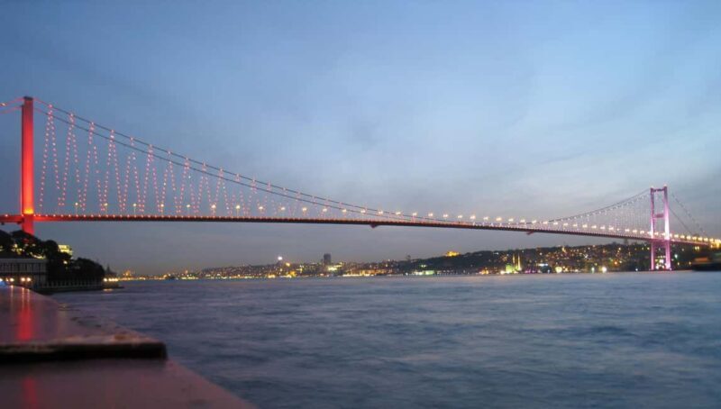 Istanbul: Bosphorus Cruise By Night - What to Expect on the Bosphorus Cruise by Night
