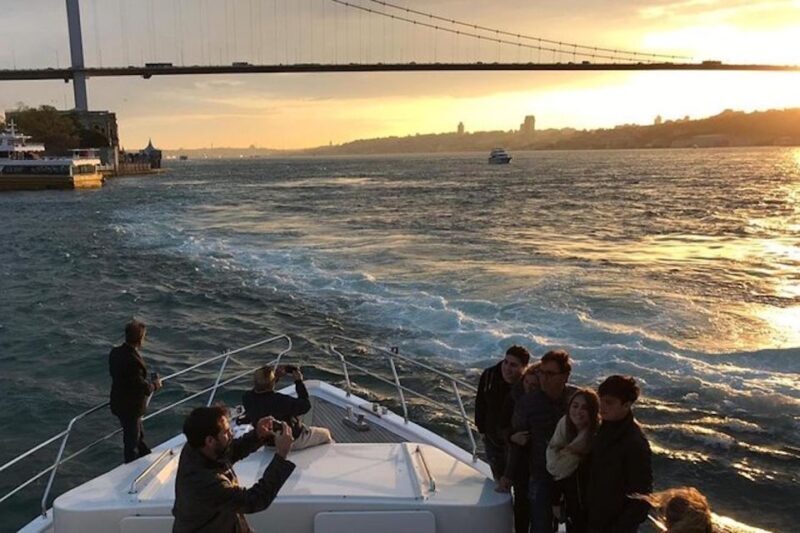 Istanbul: Bosphorus Cruise on A Private Luxury Yacht - What Is the Istanbul Bosphorus Private Yacht Tour?