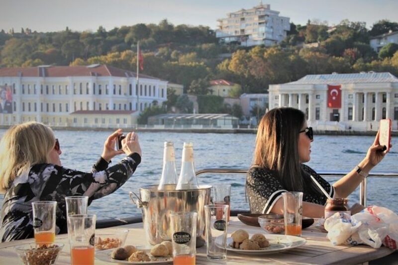 Istanbul: Bosphorus Cruise on A Private Luxury Yacht - Why This Tour Stands Out