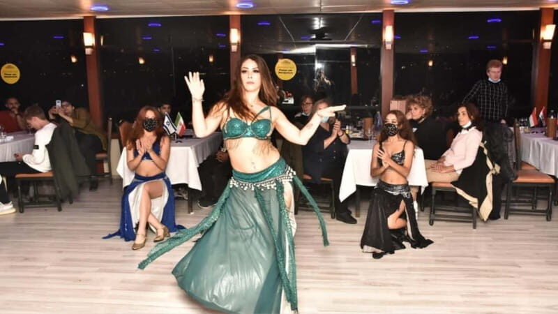 Istanbul: Bosphorus Dinner Cruise - The Experience of the Bosphorus Dinner Cruise