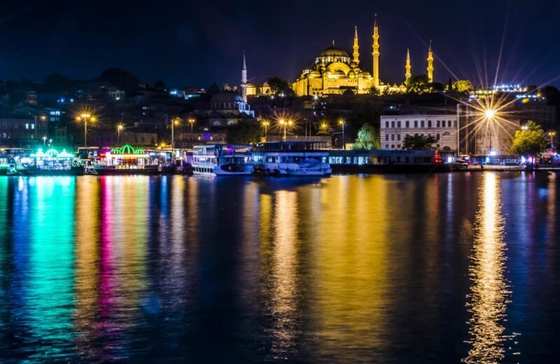 Istanbul: Bosphorus Dinner Cruise Incl. Drinks with Transfer - FAQs