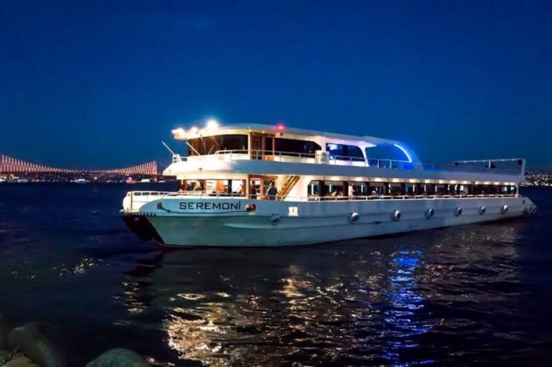 Istanbul: Bosphorus Dinner Cruise with Entertainment - Who Will Love This Experience?