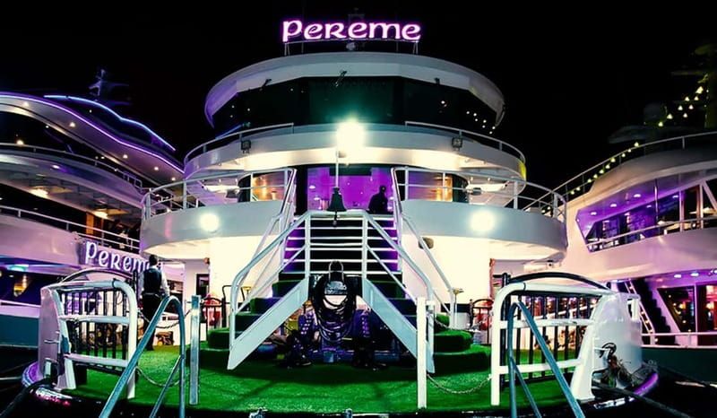 Istanbul: Bosphorus Dinner Cruise with Turkish Night Show - Dinner on board: Turkish set meal with real choices