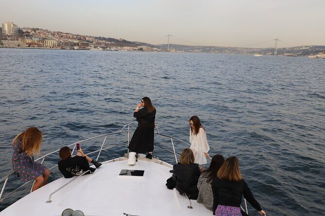 Istanbul Bosphorus Sunset Cruise on a Luxurious Yacht - FAQ