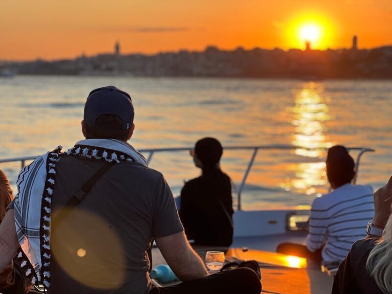 Istanbul: Bosphorus Sunset Cruise on a Luxury Yacht - What Is This Bosphorus Sunset Cruise All About?