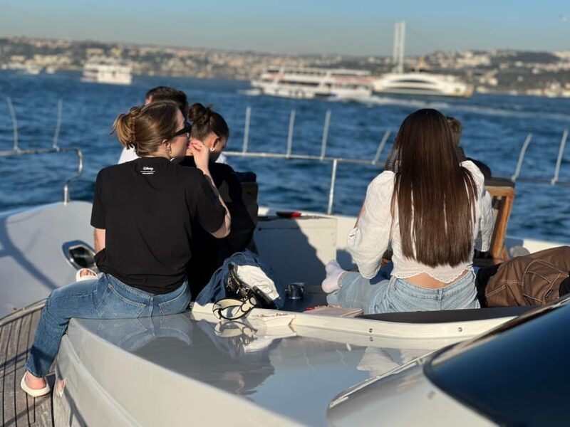 Istanbul: Bosphorus Sunset Cruise on a Luxury Yacht - The Itinerary: A Closer Look