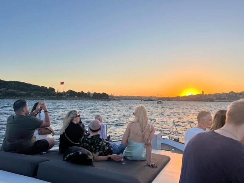 Istanbul: Bosphorus Sunset Cruise on a Luxury Yacht - FAQ