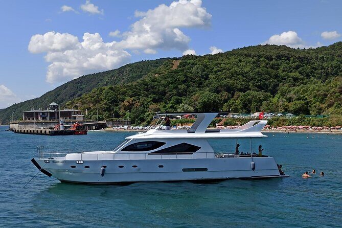 Istanbul Bosphorus Sunset Cruise on Yacht with Live Guide - FAQs