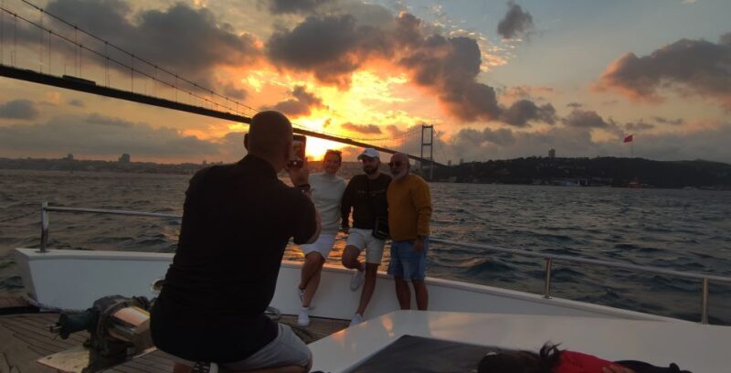 Istanbul: Bosphorus Sunset Cruise with Snacks and Wine - A Deep Dive into the Bosphorus Sunset Cruise Experience