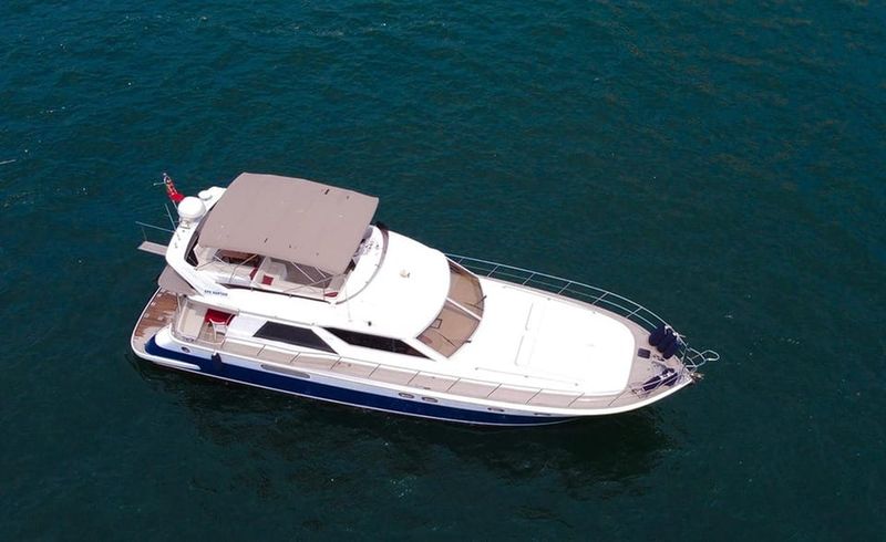 Istanbul: Bosphorus Yacht Cruise at Sunset with Snacks - Snacks, Tea, Coffee, and the BYO Drinks Reality