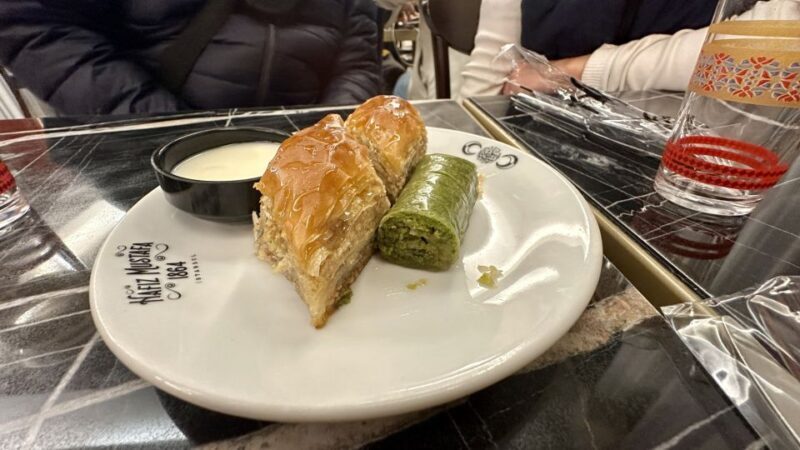 Istanbul Culinary Tour: Local Hotspots & Gourmet StreetFoods - A Delicious Walk Through Istanbul’s Streets