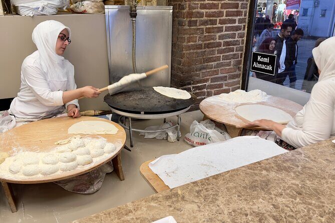 Istanbul Culinary Tour: Local Tavern and Gourmet Street Foods - A Deep Dive Into the Experience