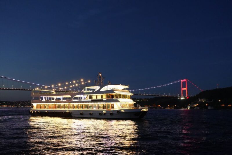 Istanbul: Dinner Cruise and Entertainment with Private Table - Final Thoughts